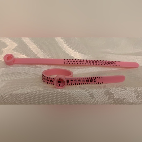 Pink Ring Sizer - Picture 1 of 3